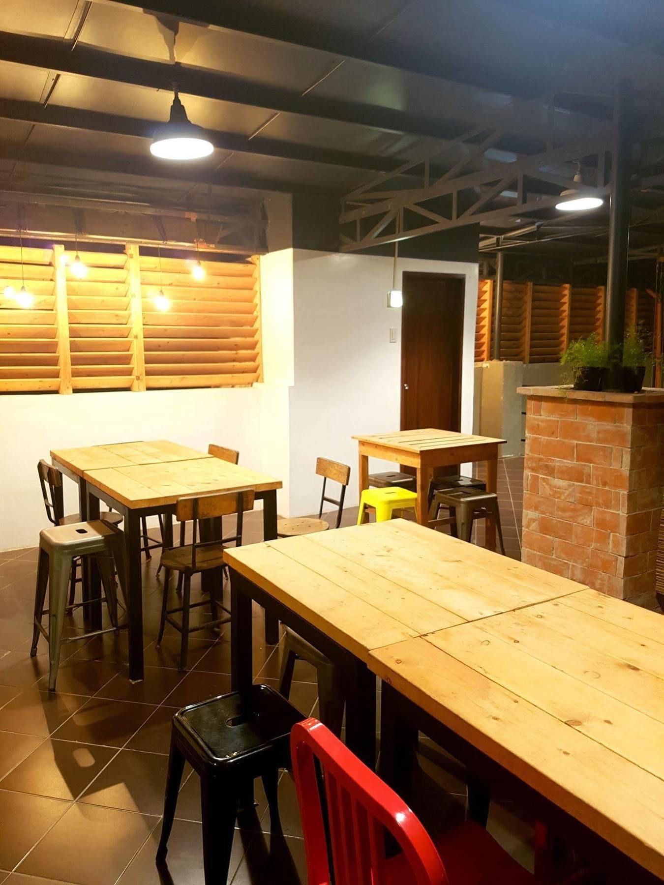 Aliria Bed And Breakfast Tagbilaran City Ngoại thất bức ảnh